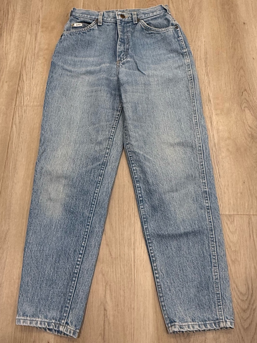 Vintage made in the USA Lee Light Blue Wash Women’s Classic High Waist Jeans